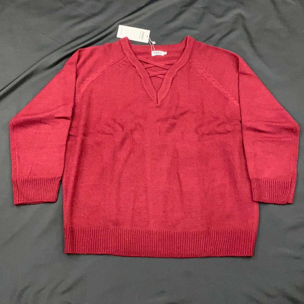 Ours women V neck Sweater